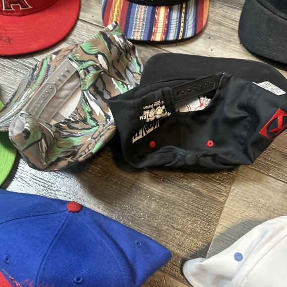 Lot of 9 Vintage SnapBack Hats Sports Specialties American Needle Athletic Mixed - Picture 9 of 10